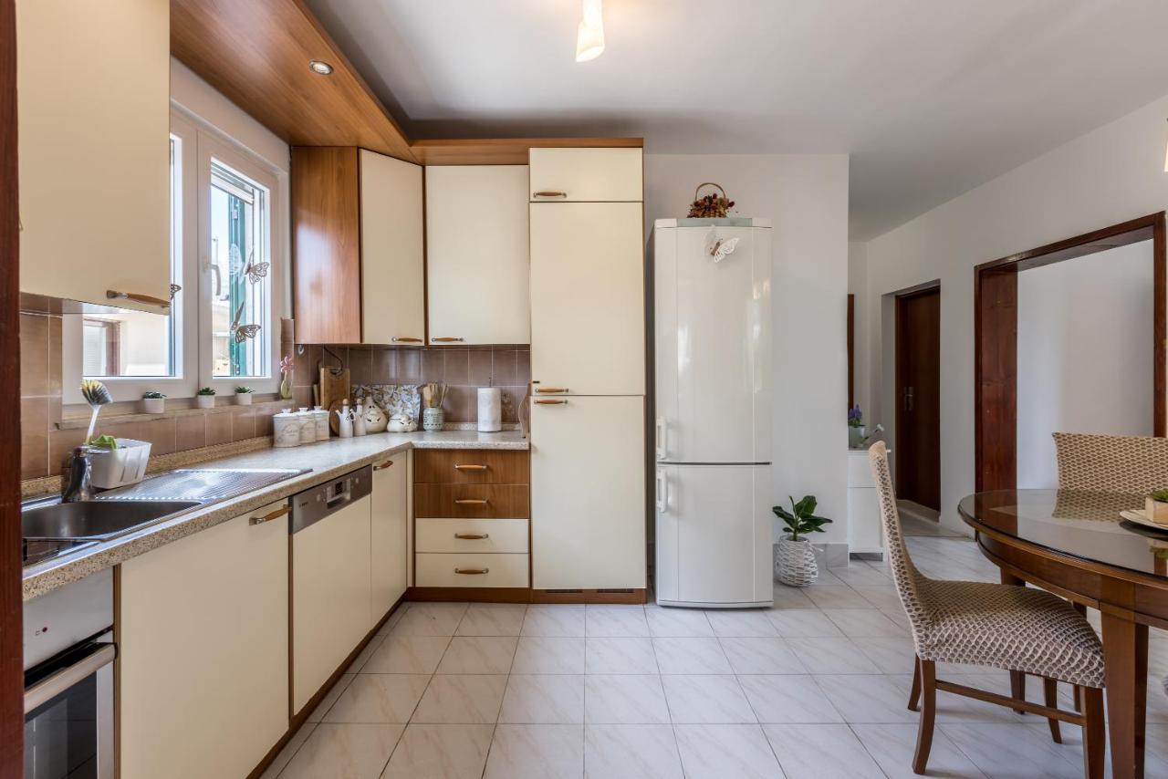 Citrus Accommodation Каштела Екстер'єр фото