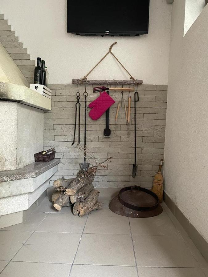 Citrus Accommodation Каштела Екстер'єр фото