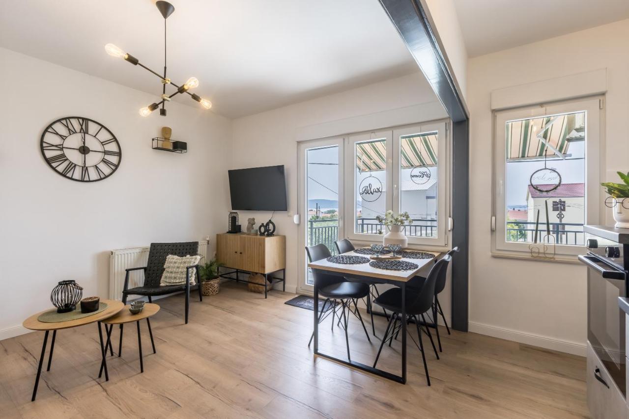 Citrus Accommodation Каштела Екстер'єр фото