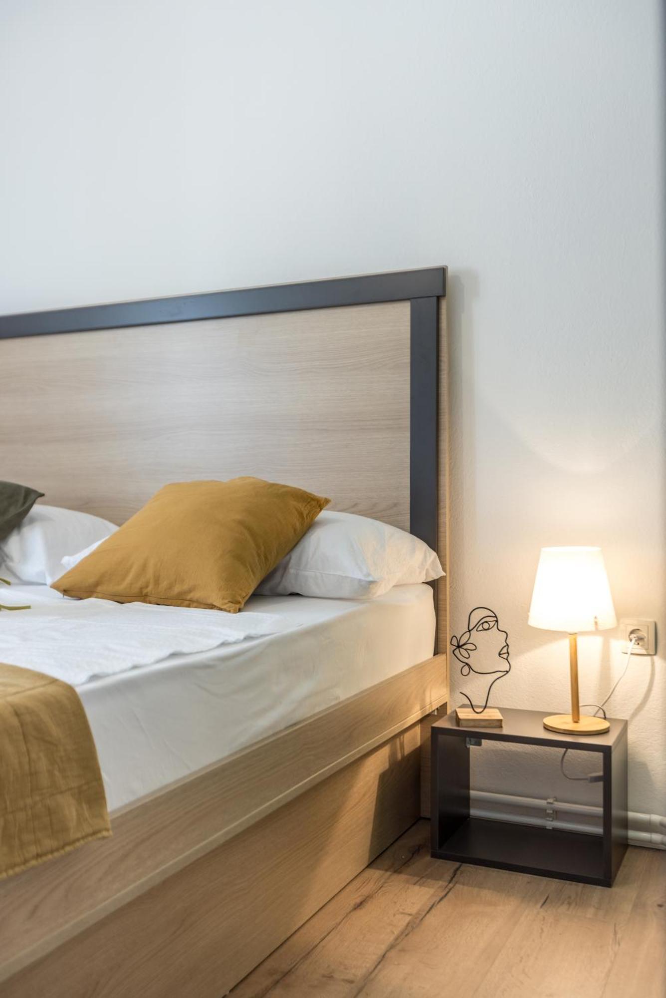 Citrus Accommodation Каштела Екстер'єр фото