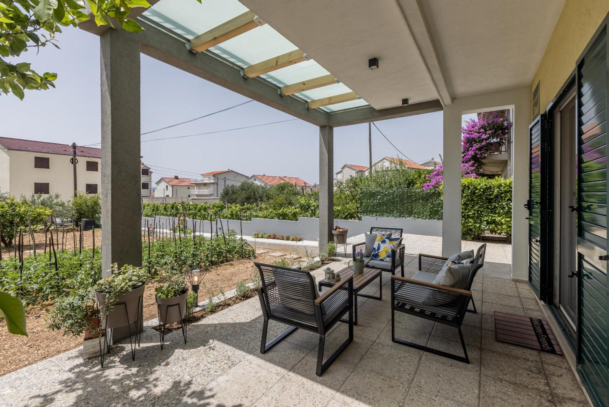 Citrus Accommodation Каштела Екстер'єр фото